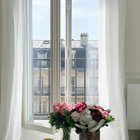 Luxurious Near Saint-germain-des-pres