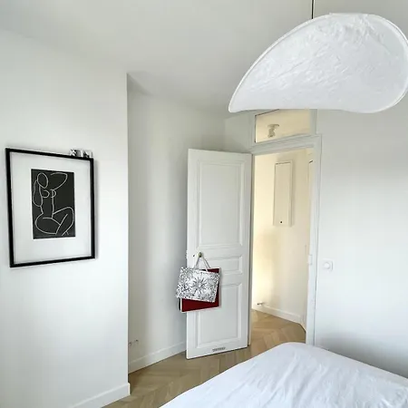 Luxurious Near Saint-germain-des-pres 아파트 파리